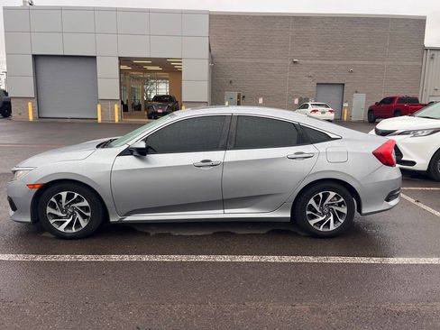Used 2016 Honda Civic EX image 5
