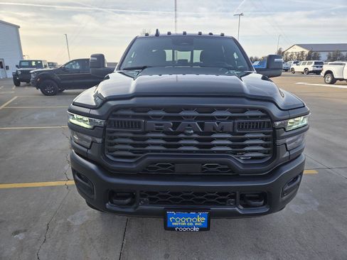 New 2026 RAM 3500 Tradesman image 10