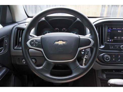 Used 2020 Chevrolet Colorado W/T w/ WT Convenience Package AWD/4WD image 16