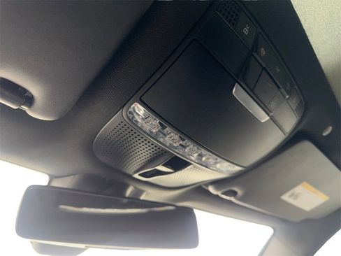 Used 2020 Mercedes-Benz GLC 300 image 69