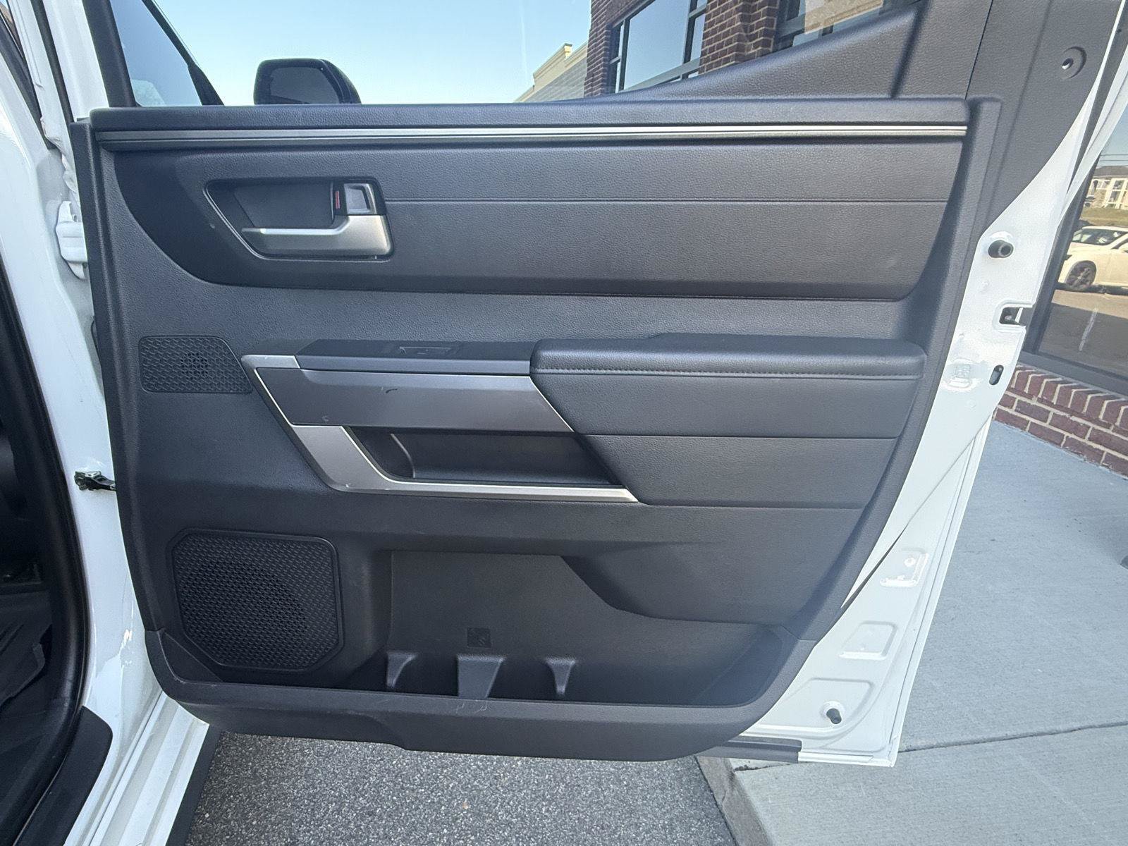 Used 2022 Toyota Tundra SR5 AWD/4WD image 22