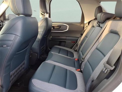 Used 2024 Ford Bronco Sport Outer Banks image 6