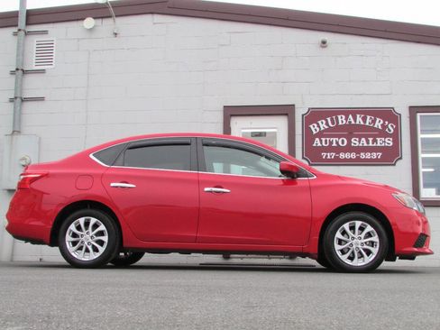 Used 2018 Nissan Sentra SV w/ Premium Package (P01) image 7