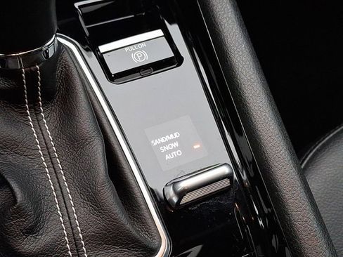 Certified 2022 Jeep Compass High Altitude image 31