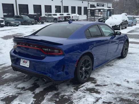 Used 2019 Dodge Charger GT image 9