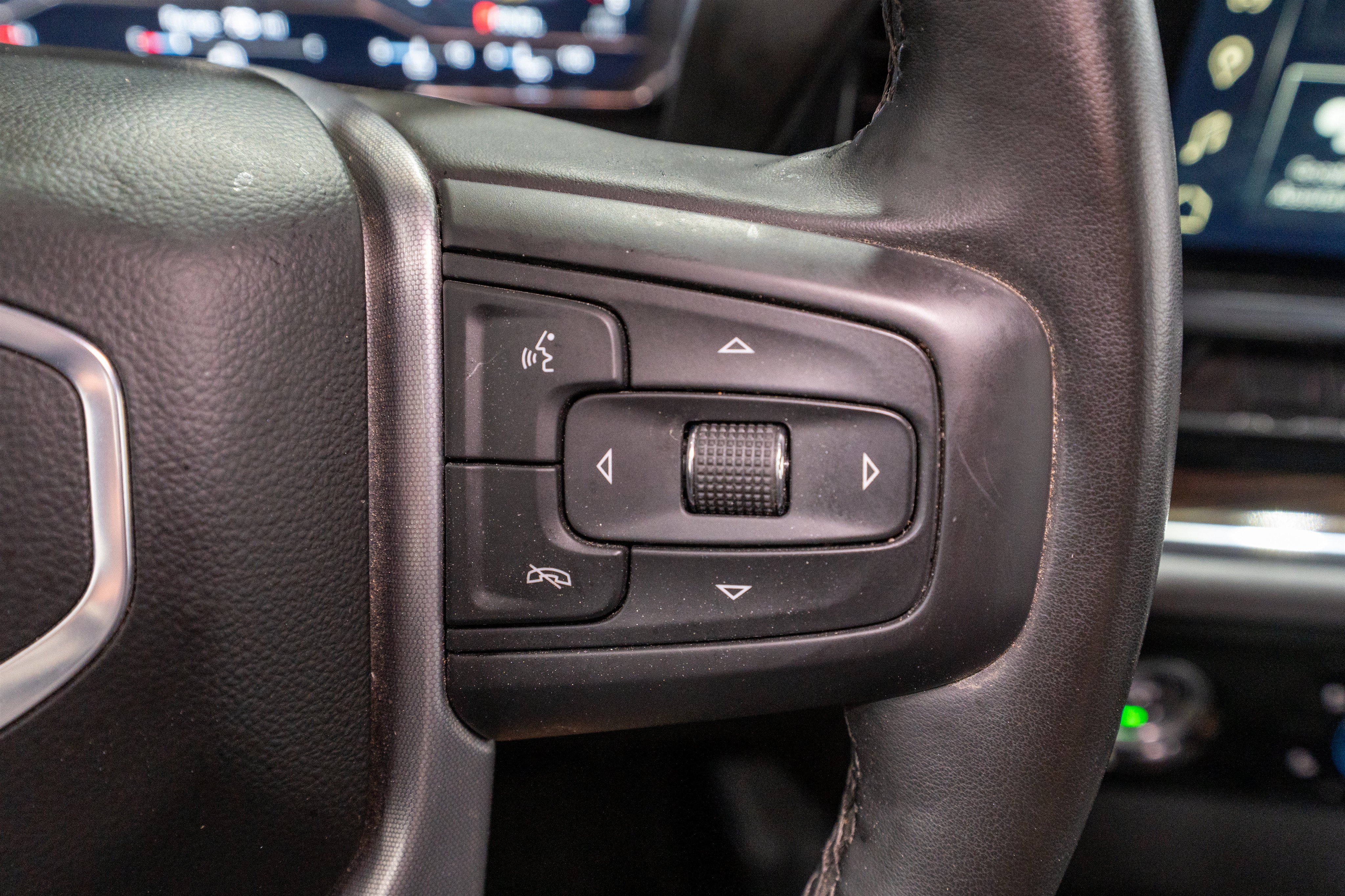 Used 2024 GMC Sierra 1500 SLE w/ X31 Off-Road Package AWD/4WD image 23