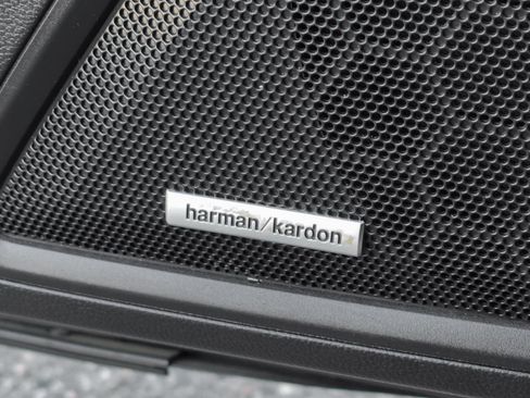 Used 2021 Subaru Outback Touring XT image 30