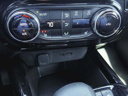 Used 2024 Chevrolet Trax RS w/ Driver Confidence Package image 10