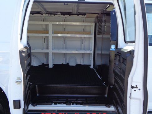 Used 2024 GMC Savana 2500 w/ Driver Convenience Package RWD image 6