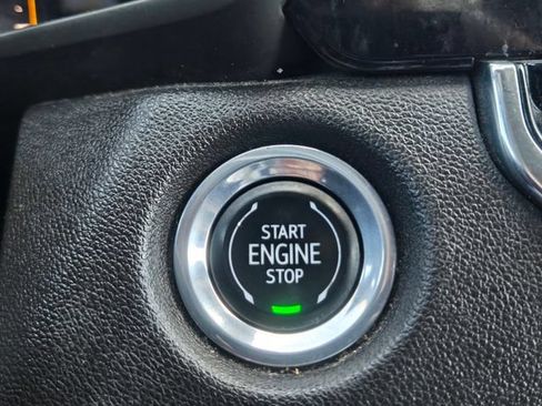Used 2023 Chevrolet Colorado W/T RWD image 24