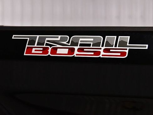 Used 2024 Chevrolet Silverado 1500 Custom Trail Boss image 12