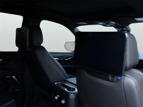 Used 2024 GMC Yukon Denali w/ Denali Reserve Package image 16