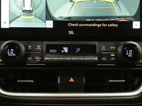 Used 2026 Toyota Grand Highlander AWD Hybrid image 22