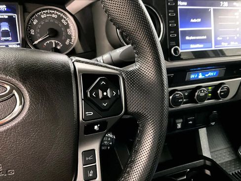 Certified 2022 Toyota Tacoma SR5 image 22