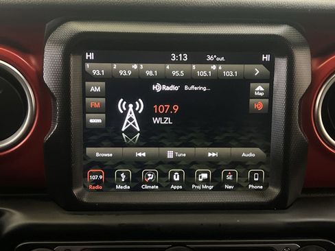 Used 2018 Jeep Wrangler Unlimited Rubicon image 16