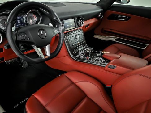 Used 2012 Mercedes-Benz SLS AMG Coupe image 21