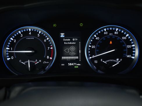 Used 2018 Toyota Highlander XLE image 25