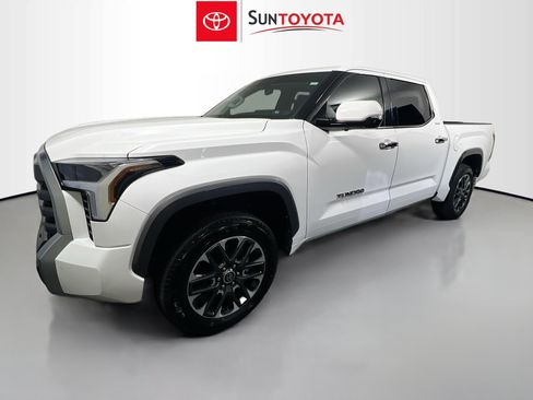 Used 2023 Toyota Tundra Limited AWD/4WD image 9