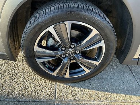 Used 2021 Lexus UX 250h w/ Premium Package image 12