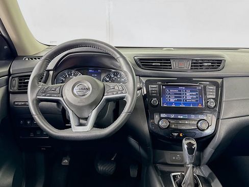 Used 2020 Nissan Rogue SV AWD/4WD image 12