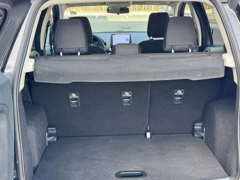 Used 2021 Ford EcoSport SE image 34