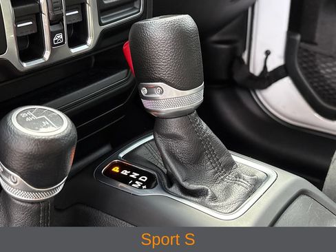 Used 2022 Jeep Wrangler Unlimited Sport AWD/4WD image 19
