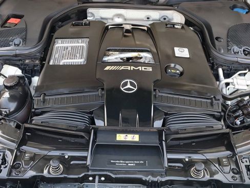 Used 2019 Mercedes-Benz AMG GT 63 image 10