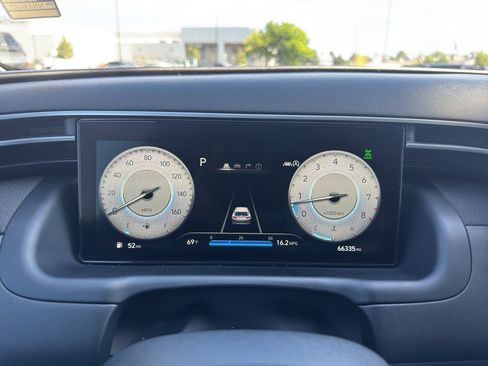 Used 2022 Hyundai Tucson Limited AWD/4WD image 15