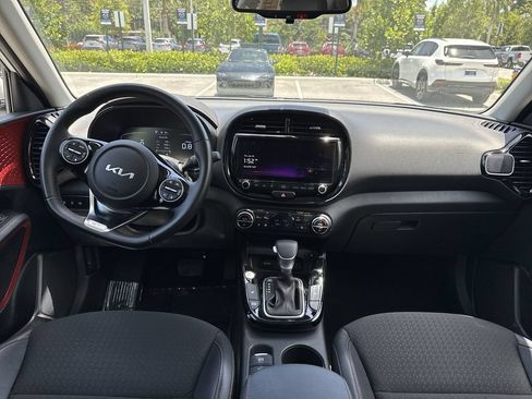 Used 2023 Kia Soul GT-Line w/ GT-Line Technology Package FWD image 14
