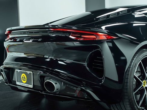 New 2025 Lotus Emira image 38