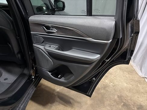 New 2026 Jeep Grand Cherokee Limited w/ Limited Altitude Package image 13