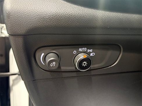 Used 2023 Buick Envision Essence w/ Sport Touring Package image 18