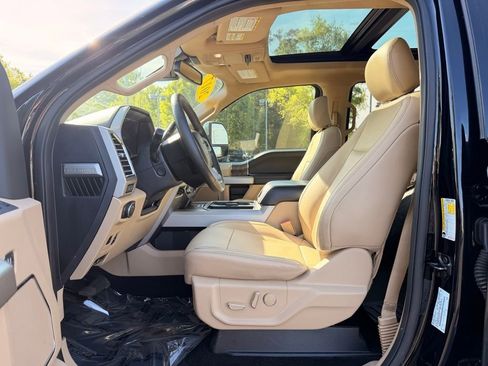 Used 2017 Ford F350 Lariat w/ Lariat Ultimate Package image 23