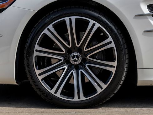 Used 2020 Mercedes-Benz SL 550 image 14