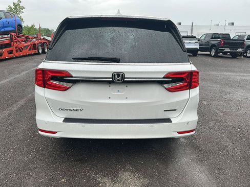 Used 2023 Honda Odyssey Touring image 5