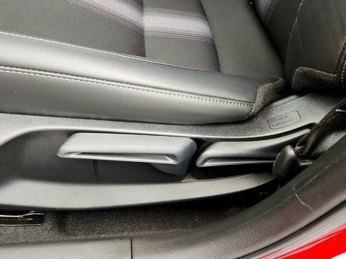Used 2024 Honda Civic Sport image 10