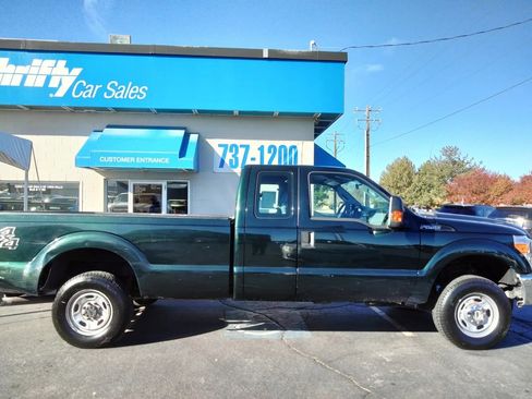 Used 2016 Ford F250 XL w/ Power Equipment Group image 9