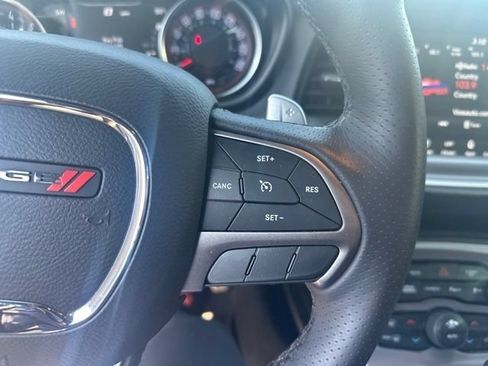 Used 2019 Dodge Challenger R/T Scat Pack w/ Scat Pack Stripe RWD image 17