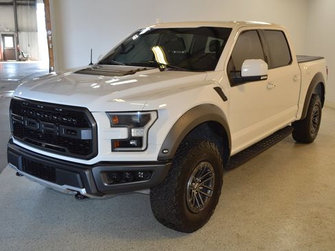 Used 2020 Ford F150 Raptor w/ Equipment Group 802A Luxury AWD/4WD image 7