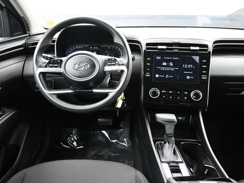 Certified 2023 Hyundai Tucson SE image 19