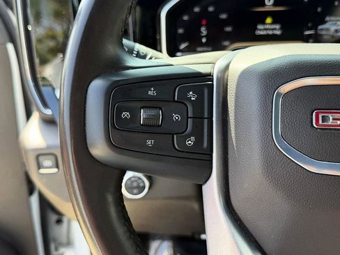 Used 2025 GMC Sierra 1500 SLT image 24