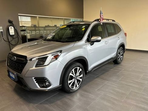 Used 2023 Subaru Forester Limited AWD/4WD image 39