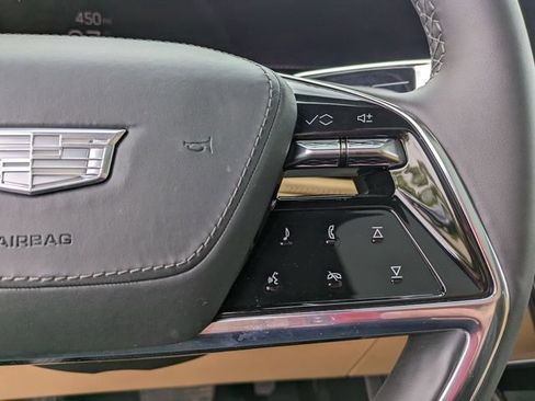 Used 2025 Cadillac Escalade IQ Sport 2 AWD/4WD image 11
