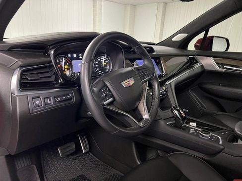 Certified 2023 Cadillac XT6 Sport w/ Platinum Package image 15