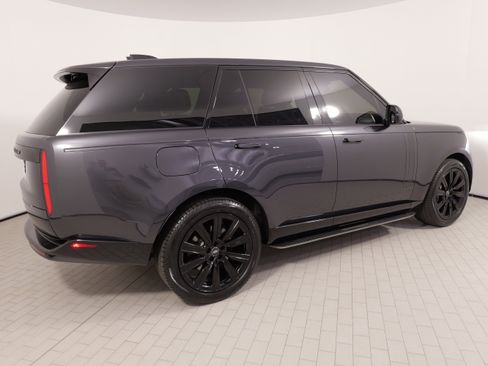 Used 2024 Land Rover Range Rover Autobiography AWD/4WD image 11