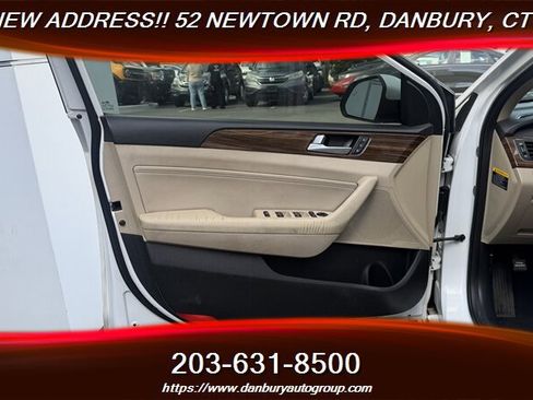 Used 2017 Hyundai Sonata Limited FWD image 11