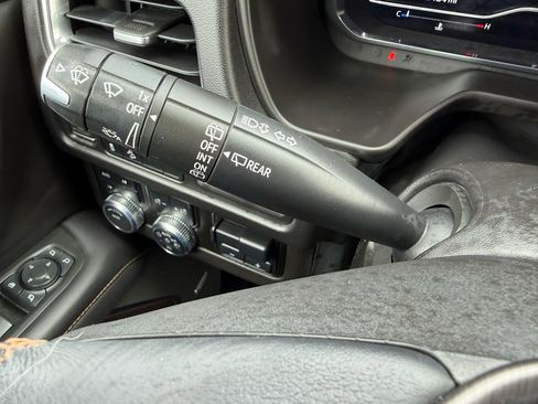 Used 2022 GMC Yukon AT4 w/ Max Trailering Package image 26