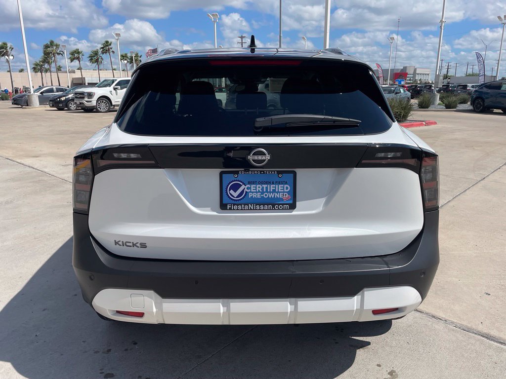 Certified 2026 Nissan Kicks SV FWD image 6