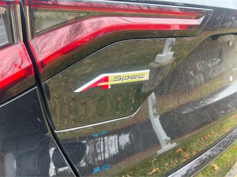 Used 2023 Acura MDX A-Spec image 8