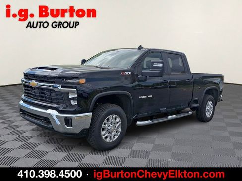 New 2026 Chevrolet Silverado 2500 ZR2 w/ LPO, Dark Essentials Package AWD/4WD image 2